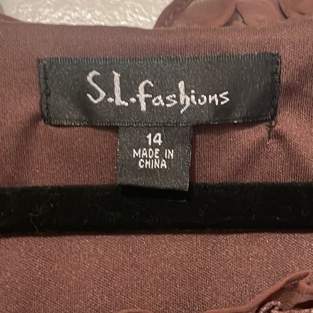 Brown Ruffle Dress - Picture 3 of 7